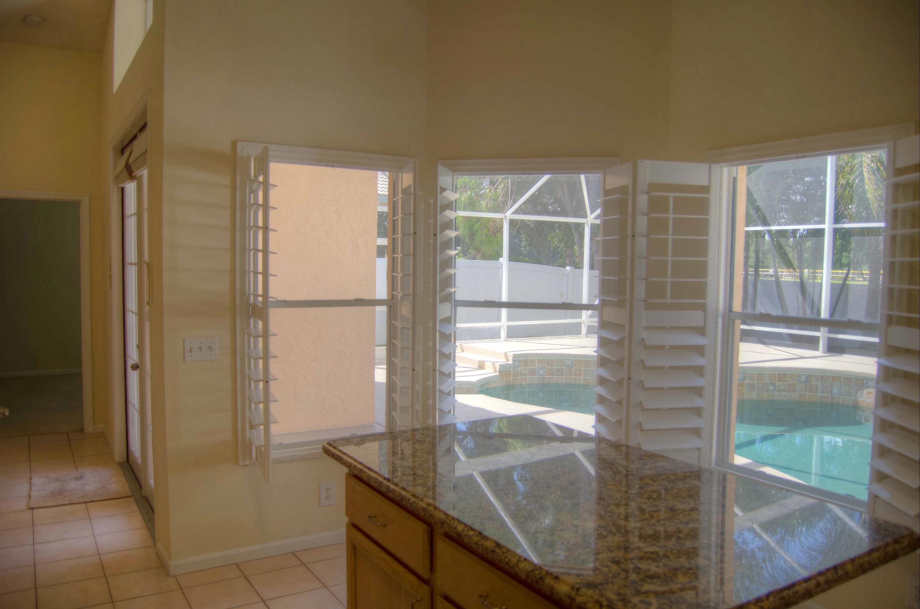 161 Spoonbill Court Jupiter, FL 33458 - Photo 4 of 15 4 kitchen 2
