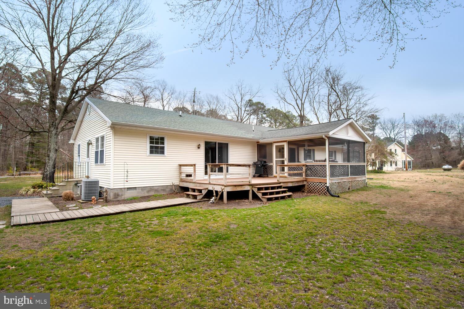 9792 Wades Point Road McDaniel, MD 21647 - Photo 4 of 36 Gallery Image 4