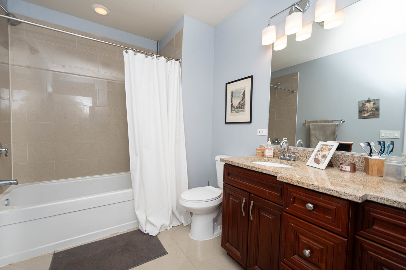 21 North Herbert Road, Unit I Riverside, IL 60546 - Photo 12 of 21