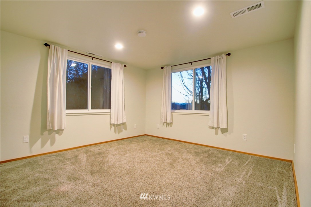 8758 Peavey Road Sedro-Woolley, WA 98284 - Photo 19 of 37 Gallery Image 19