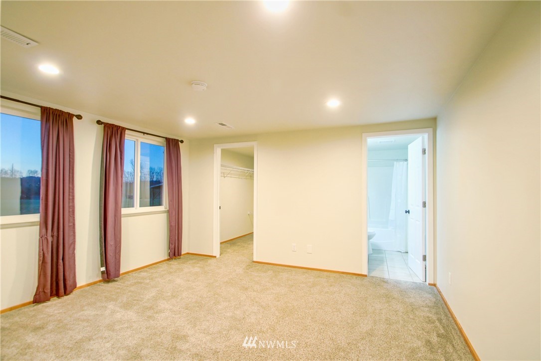 8758 Peavey Road Sedro-Woolley, WA 98284 - Photo 24 of 37 Gallery Image 24