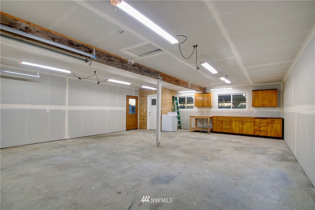 8758 Peavey Road Sedro-Woolley, WA 98284 - Photo 29 of 37 Gallery Image 29