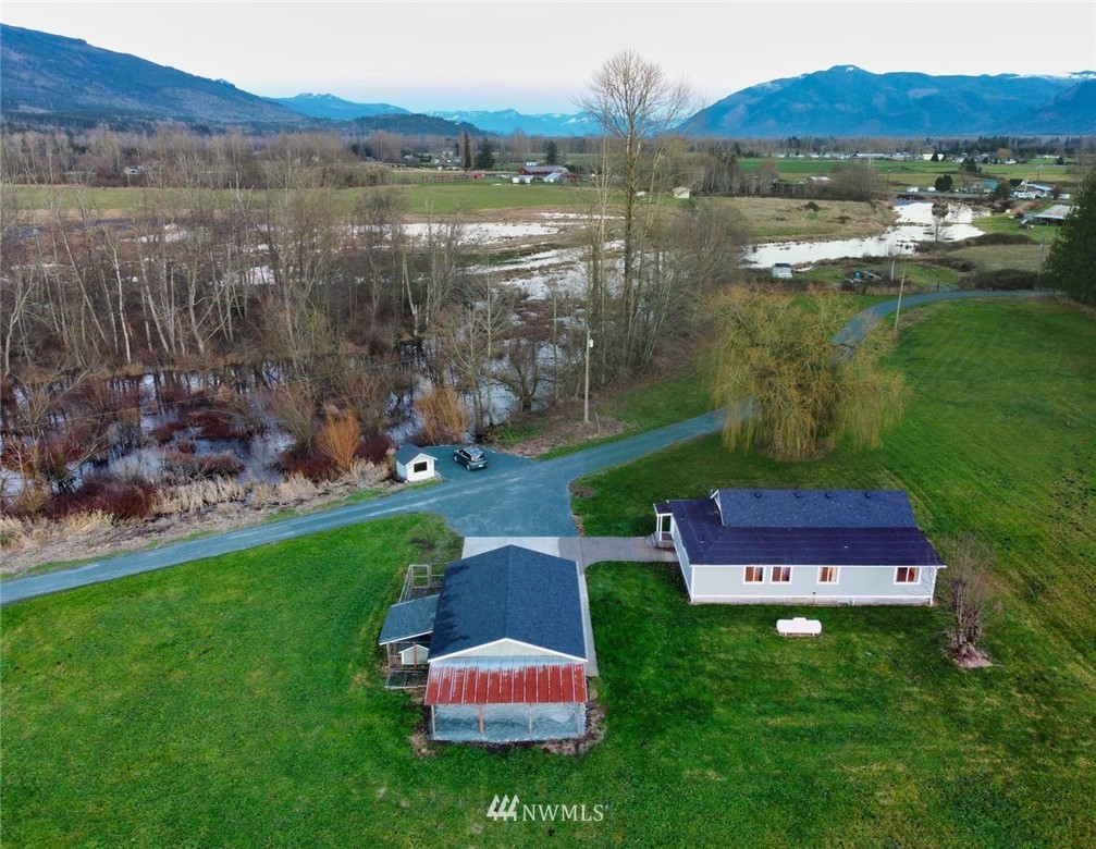 8758 Peavey Road Sedro-Woolley, WA 98284 - Photo 31 of 37 Gallery Image 31