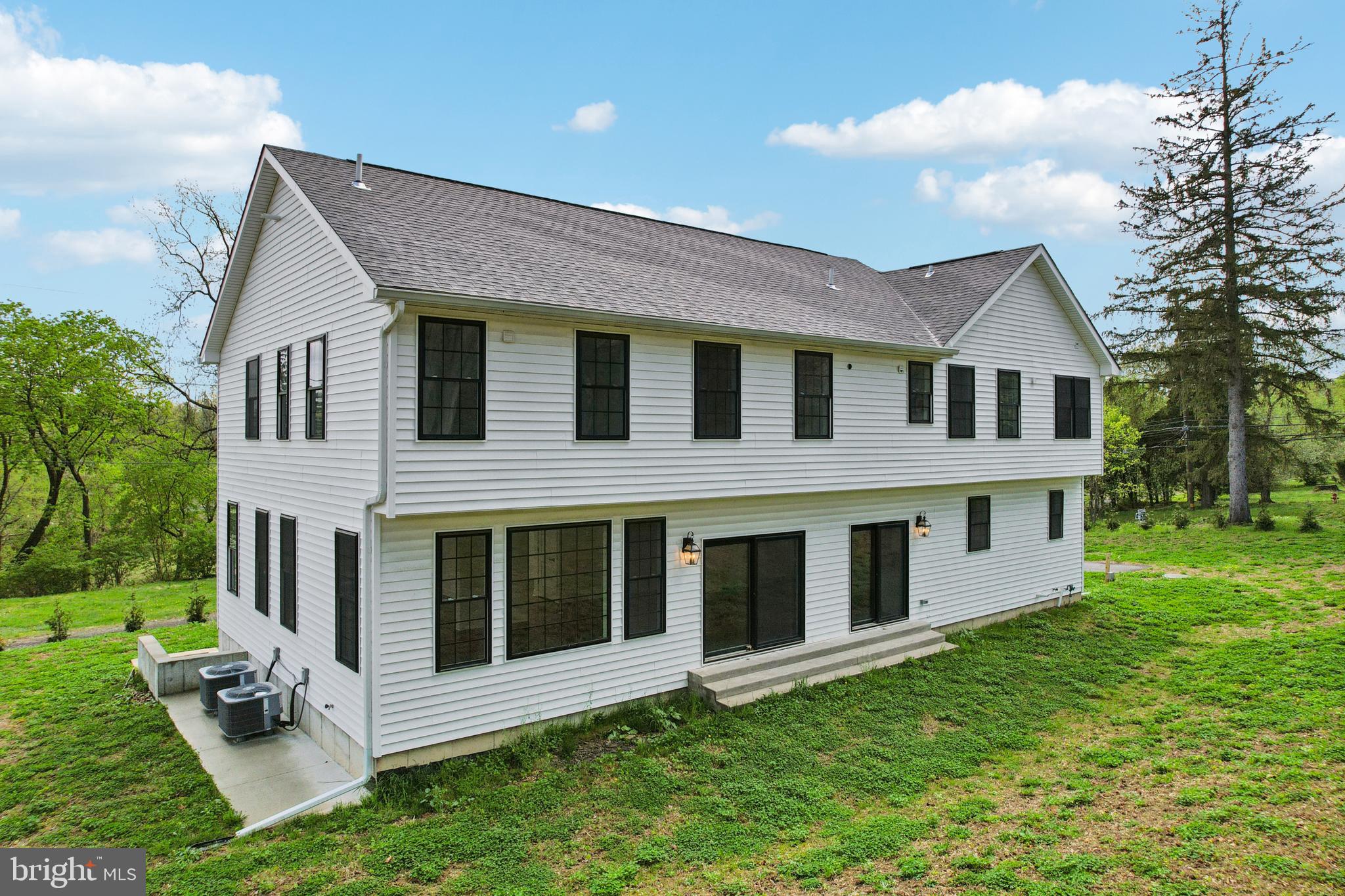 2627 County Line Road Chalfont, PA 18914 - Photo 3 of 75 Two heating zones