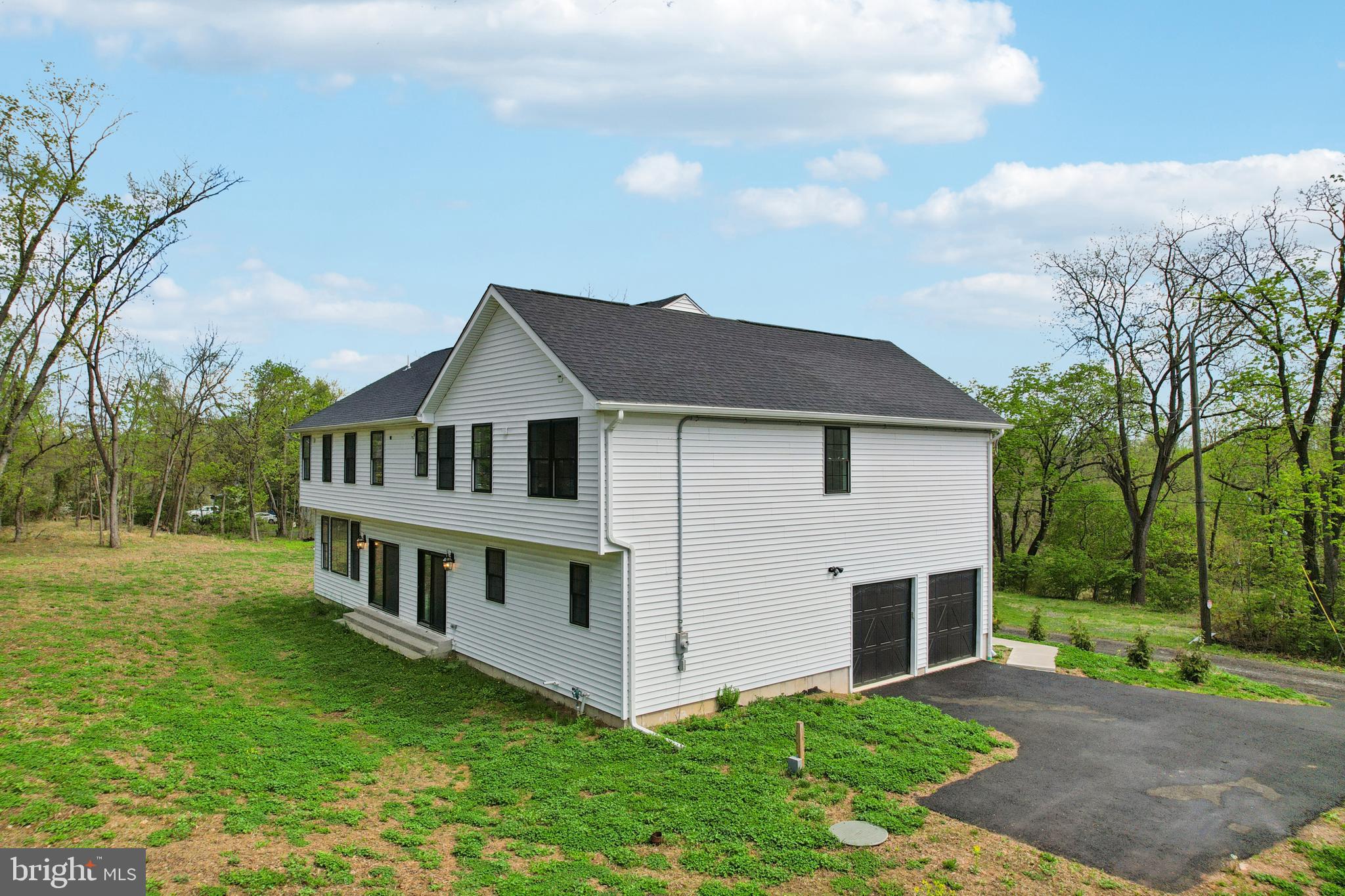 2627 County Line Road Chalfont, PA 18914 - Photo 4 of 75