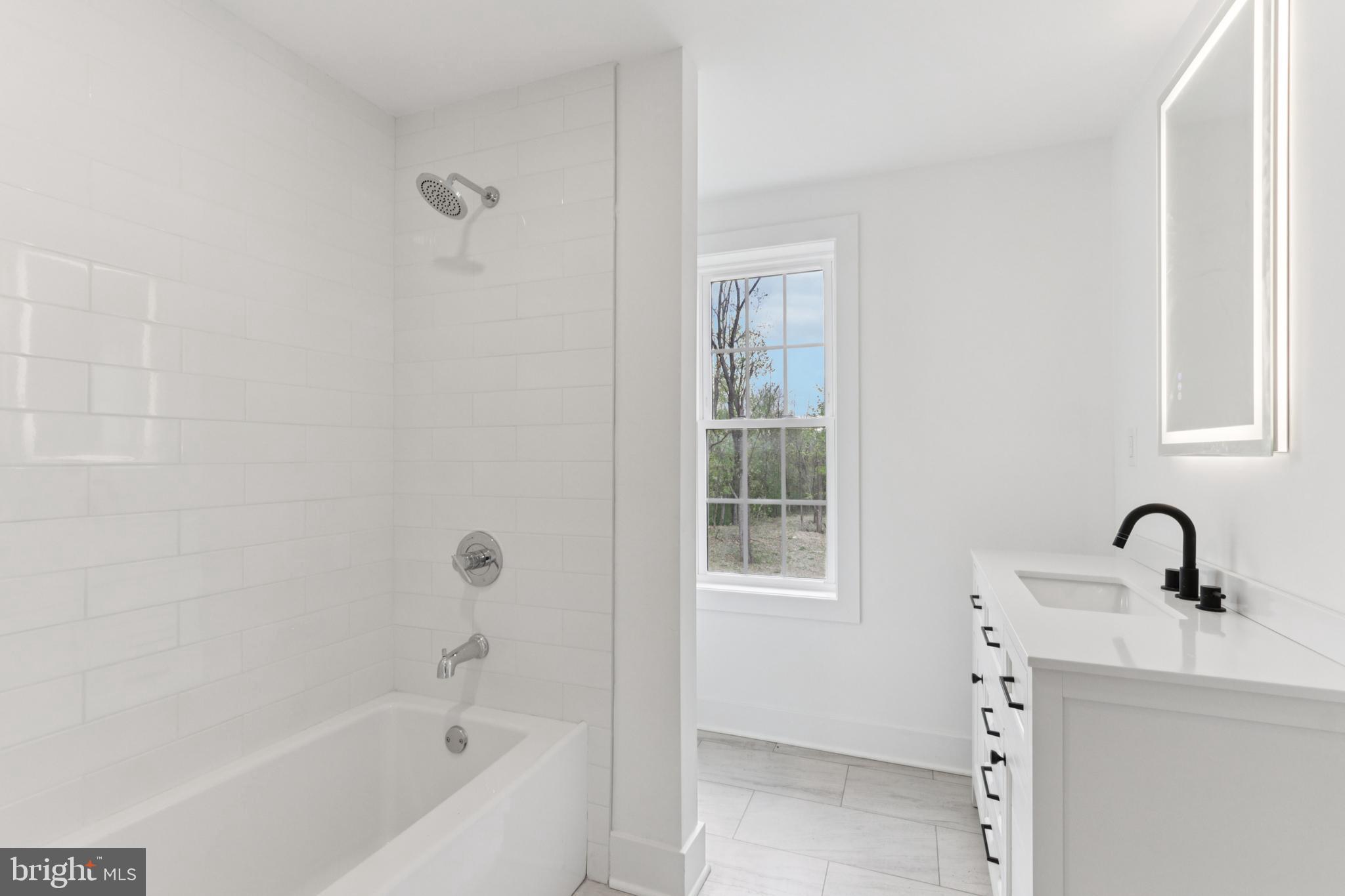 2627 County Line Road Chalfont, PA 18914 - Photo 50 of 75 Hallway bathroom
