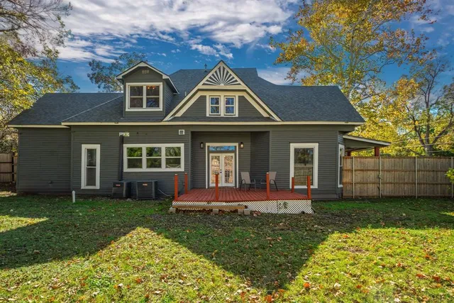 a picture of a bathroom with a sink