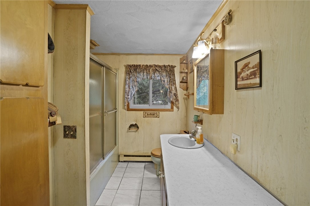 550 Twin Brook Lane Coventry, RI 02816 - Photo 18 of 41 Full Bathroom