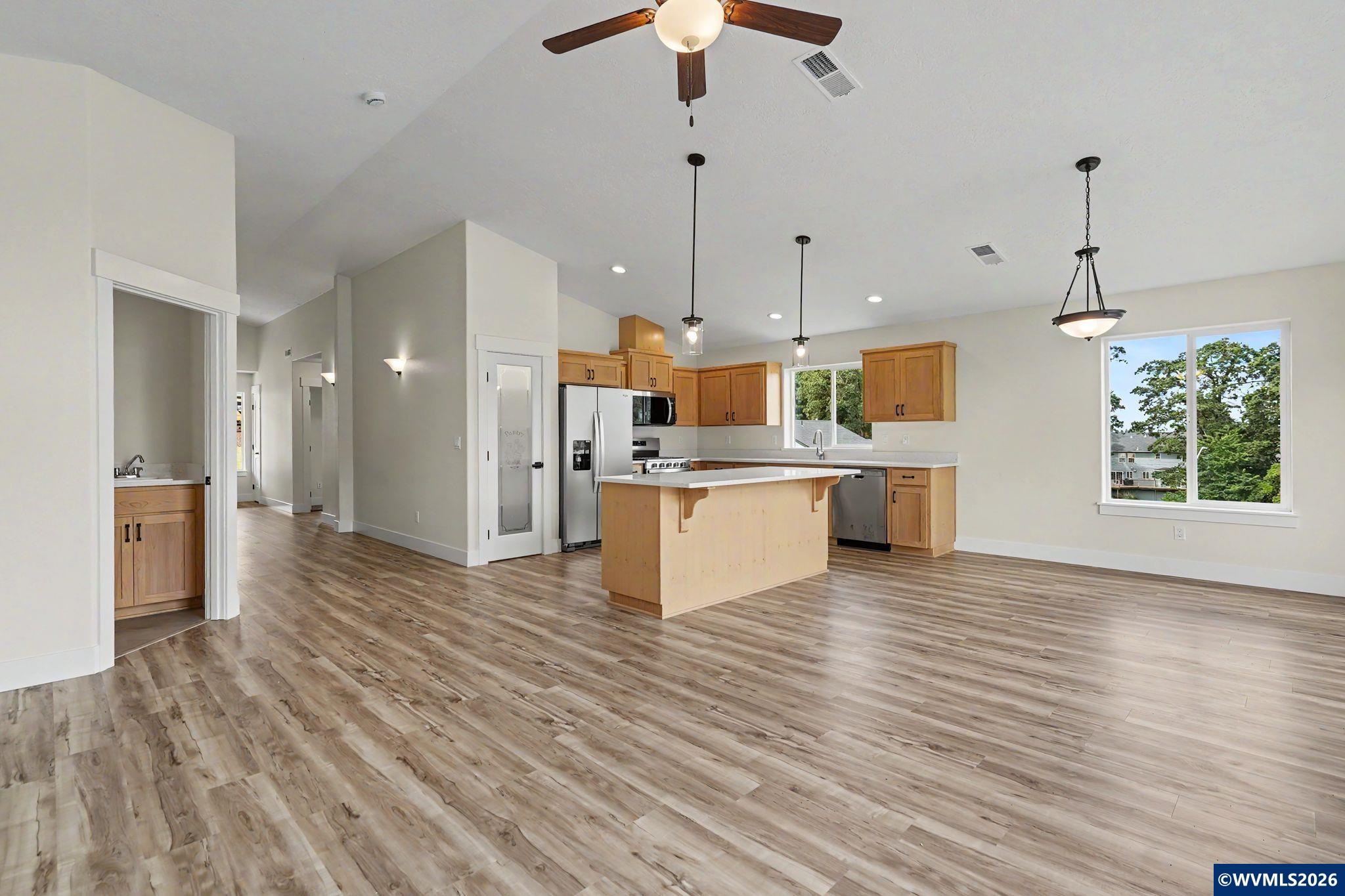 5642 Jeremy Vly Road Southeast Salem, OR 97306 - Photo 13 of 43