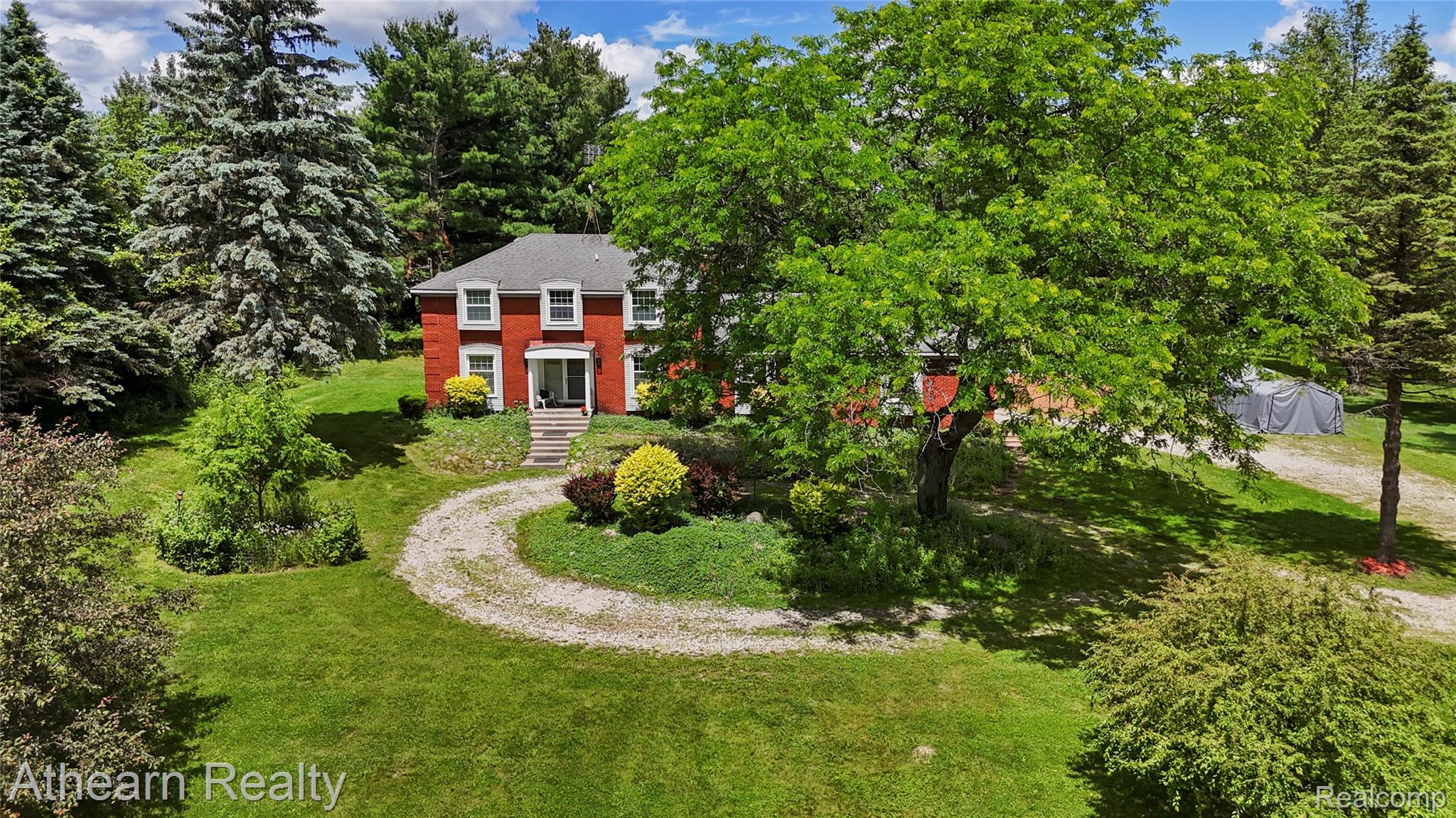 12427 Foley Road Fenton, MI 48430 - Photo 5 of 47 DJI_20260623135053_0128_D.jpg