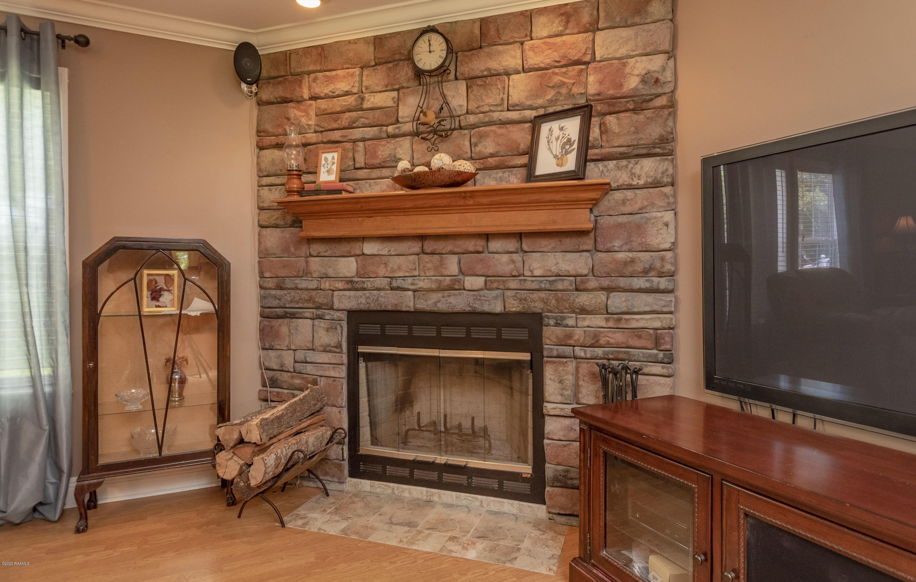 1137 Cormier Road Breaux Bridge, LA 70517 - Photo 5 of 28 Gallery Image 5
