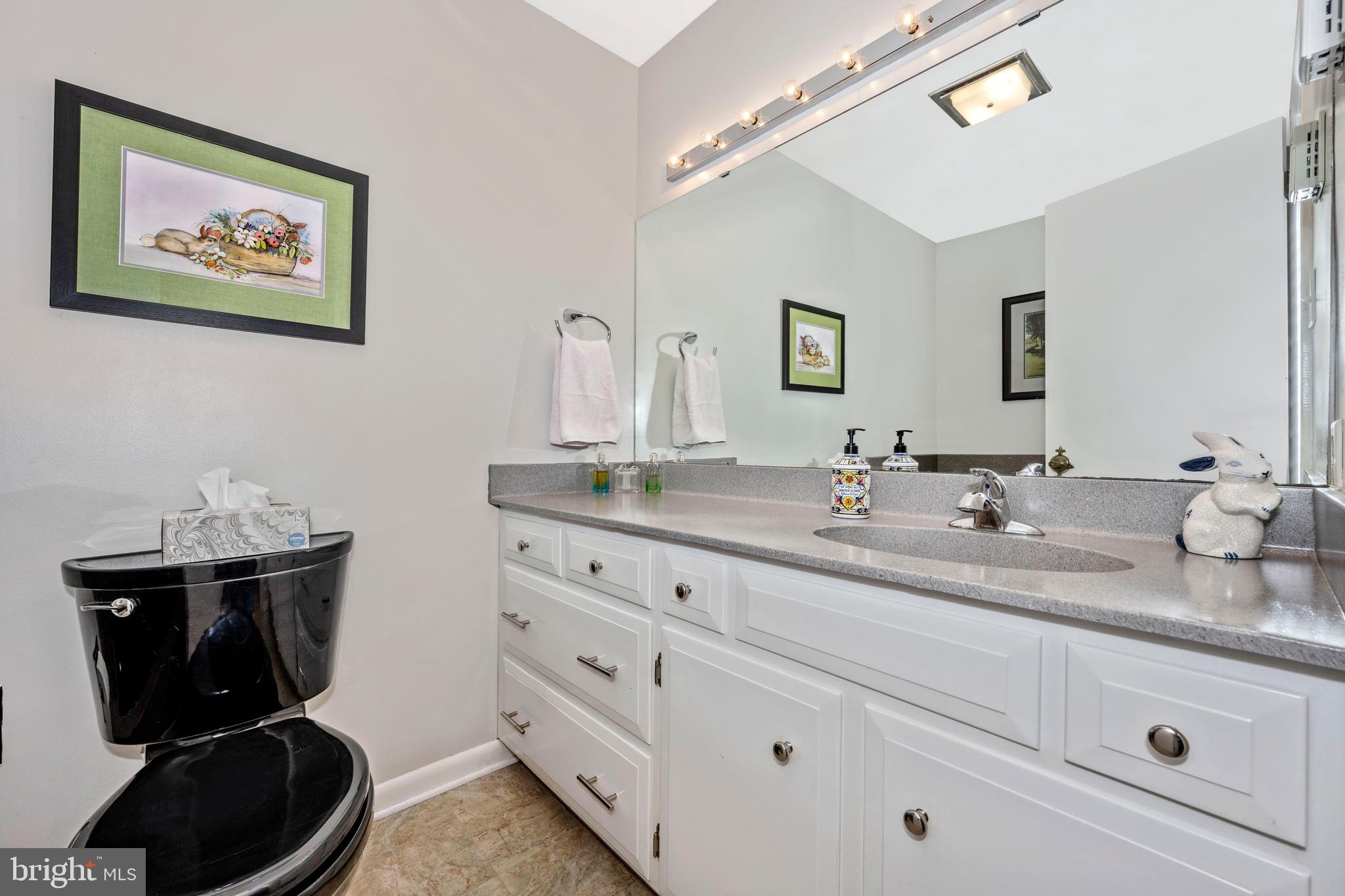 23036 Foxville Road Smithsburg, MD 21783 - Photo 31 of 135 bath for bedrooms 2/3