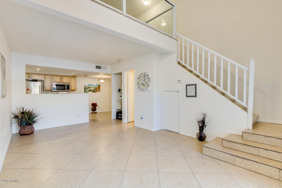 2121 West Royal Palm Road, Unit 1090 Phoenix, AZ 85021 - Photo 8 of 32 06-Royal Palm