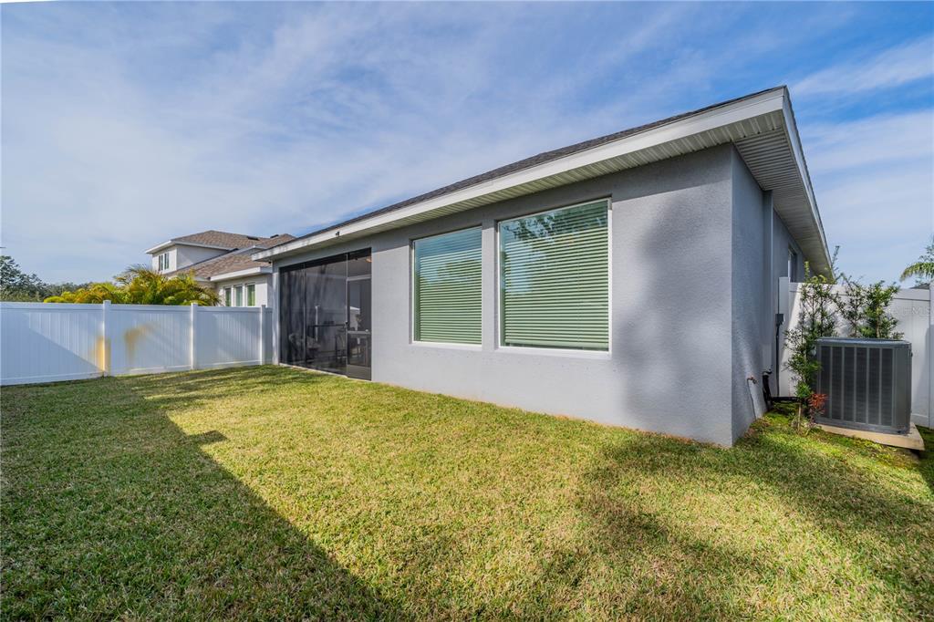 5538 Spanish Moss Cove Bradenton, FL 34203 - Photo 4 of 31