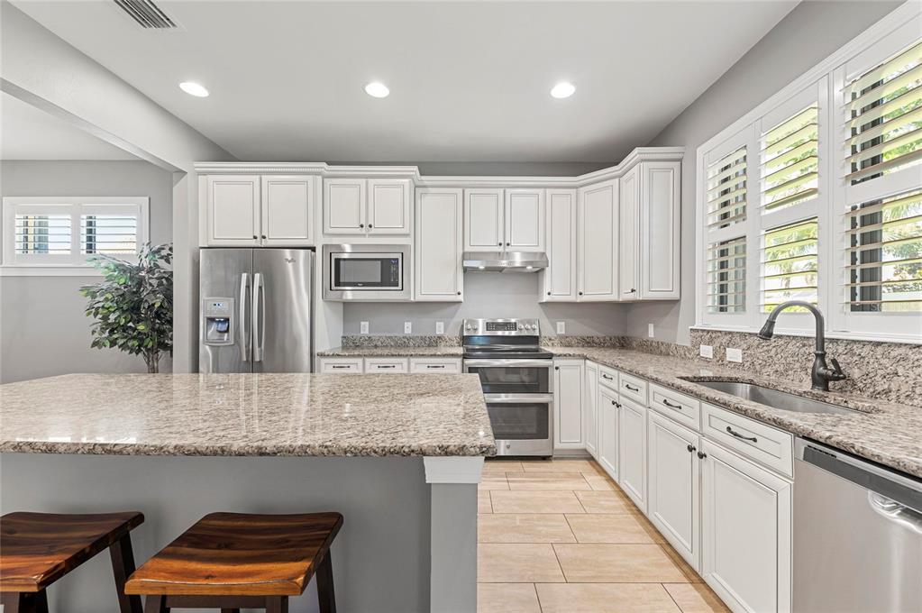 19035 Mangieri Street Venice, FL 34293 - Photo 12 of 67