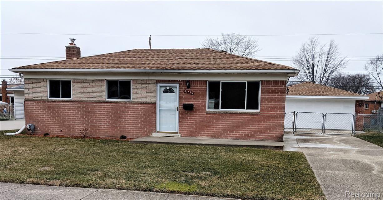 31673 Hayes Road Warren, MI 48088 - Photo 2 of 15 HAYES FRONT1.jpg