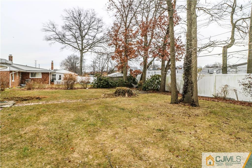 38 Gurley Road Edison, NJ 08817 - Photo 25 of 25 a view of a yard with snow on the road