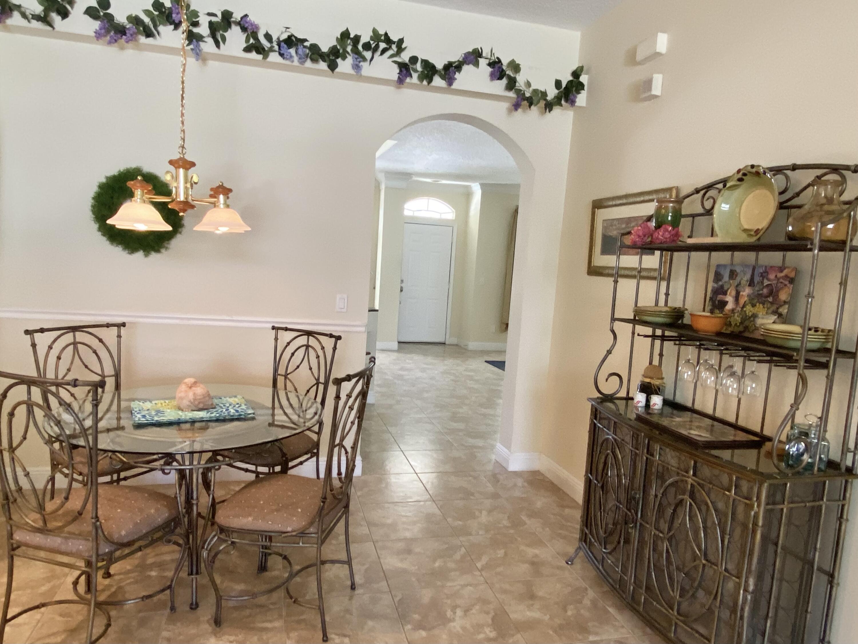 225 Clocktower Drive Jupiter, FL 33458 - Photo 11 of 40 Breakfast Area