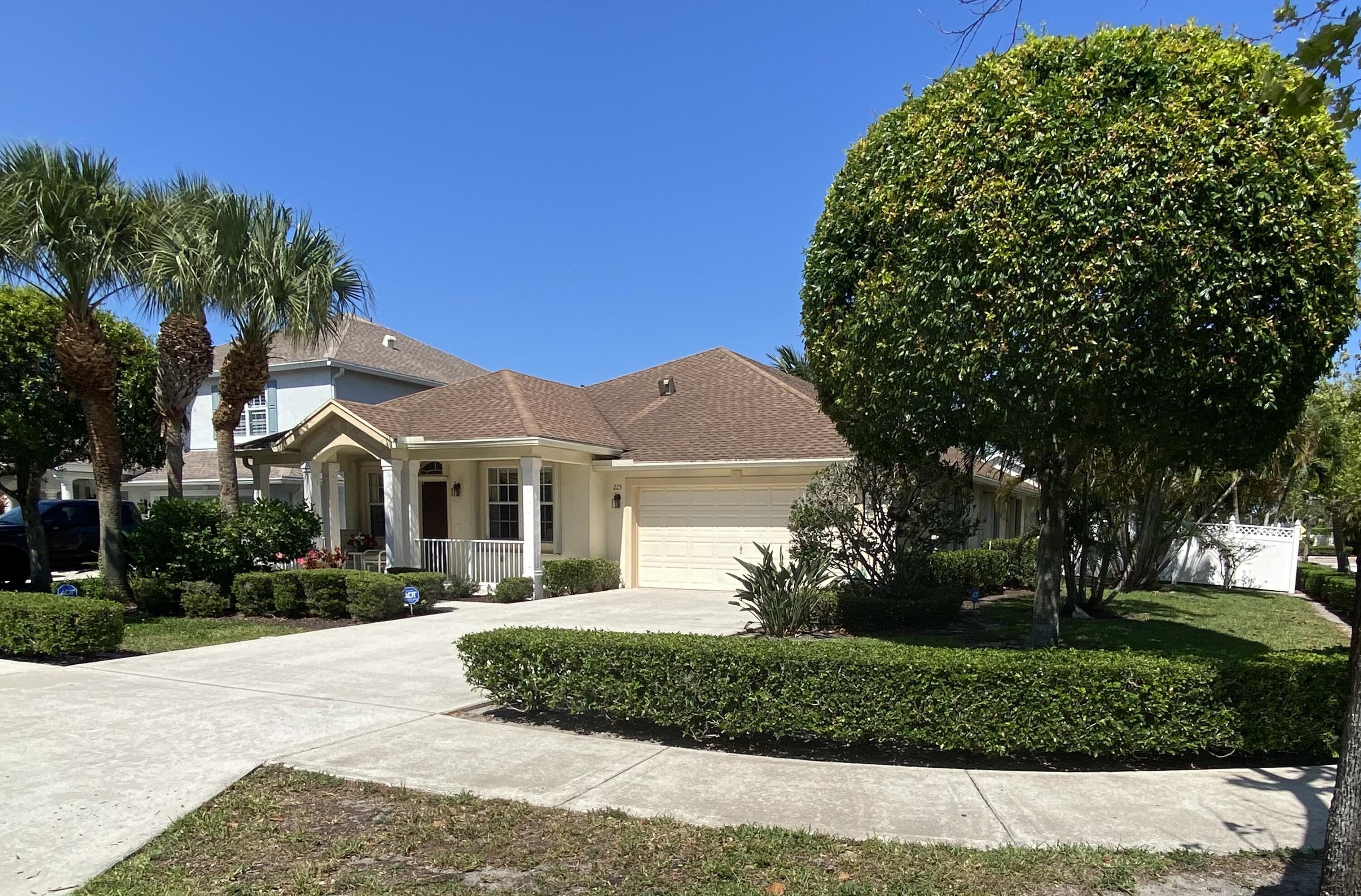 225 Clocktower Drive Jupiter, FL 33458 - Photo 3 of 40 Corner Lot