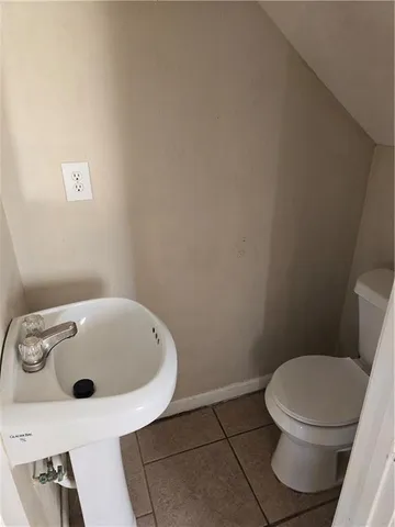 $1,100 | Undisclosed Address, Chalmette, LA 70043