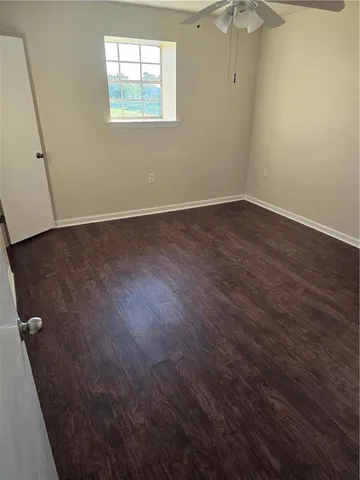 $1,100 | Undisclosed Address, Chalmette, LA 70043