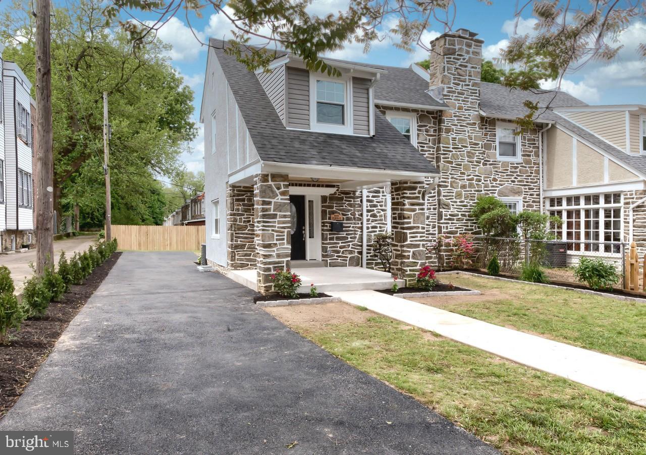 6932 Cresheim Road Philadelphia, PA 19119 - Photo 2 of 36 Gallery Image 2