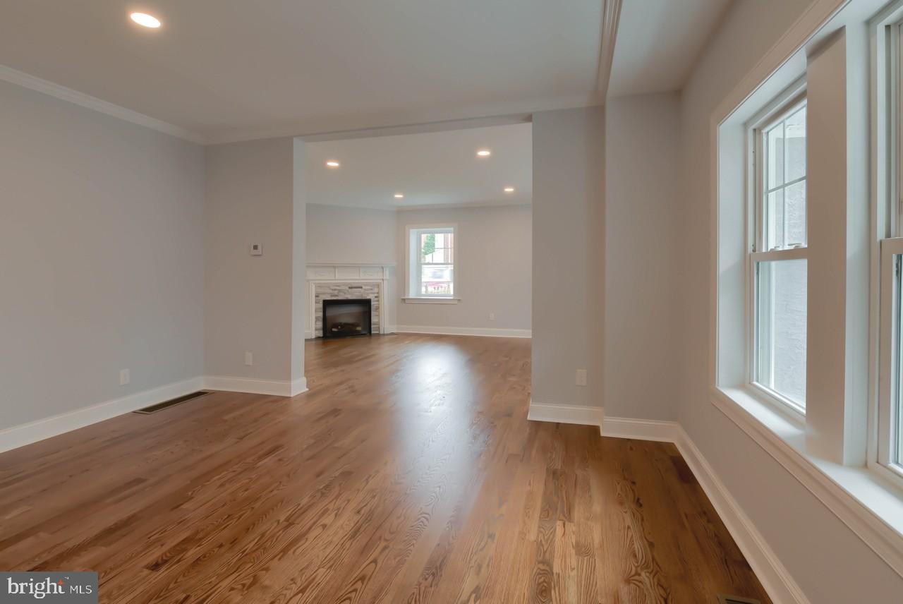 6932 Cresheim Road Philadelphia, PA 19119 - Photo 13 of 36 Gallery Image 13
