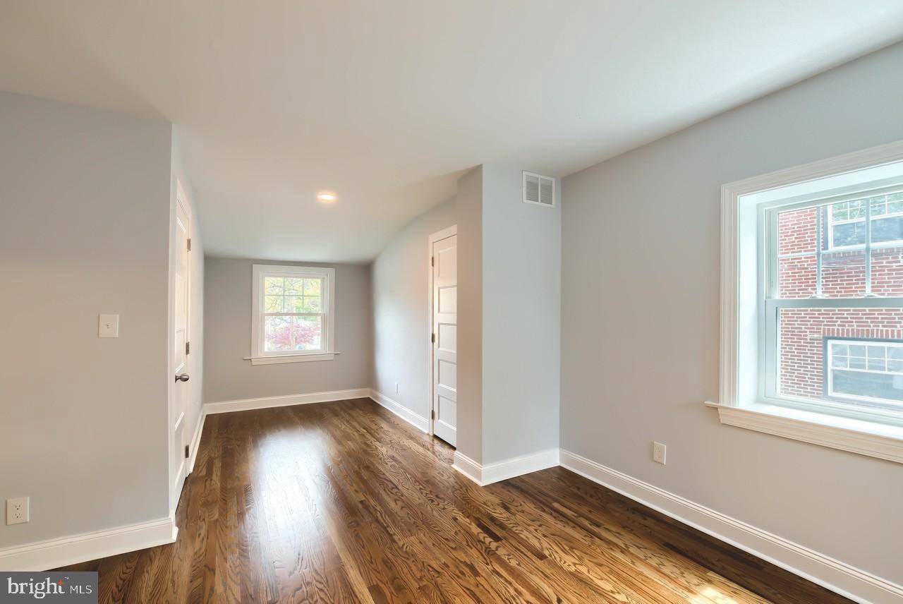 6932 Cresheim Road Philadelphia, PA 19119 - Photo 21 of 36 Gallery Image 21