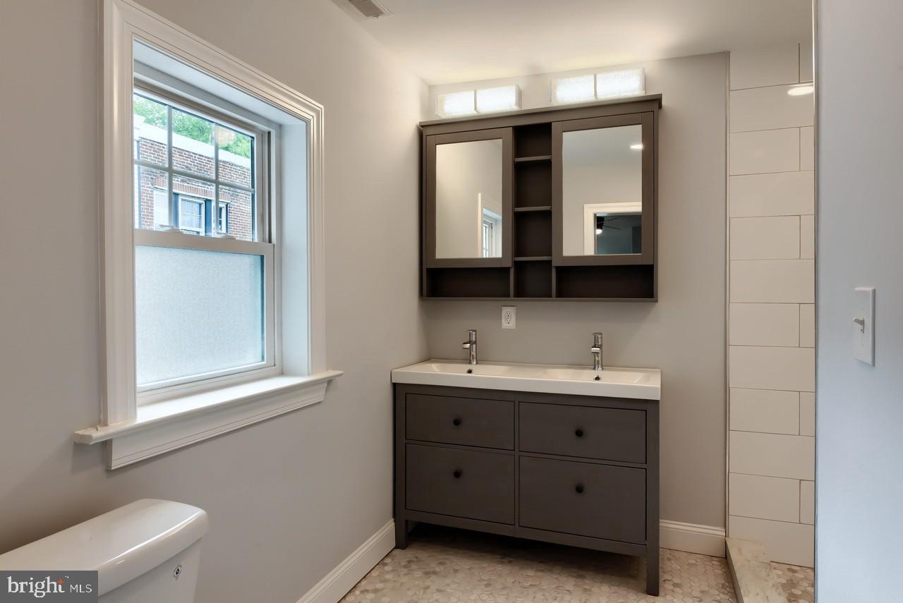 6932 Cresheim Road Philadelphia, PA 19119 - Photo 23 of 36 Gallery Image 23