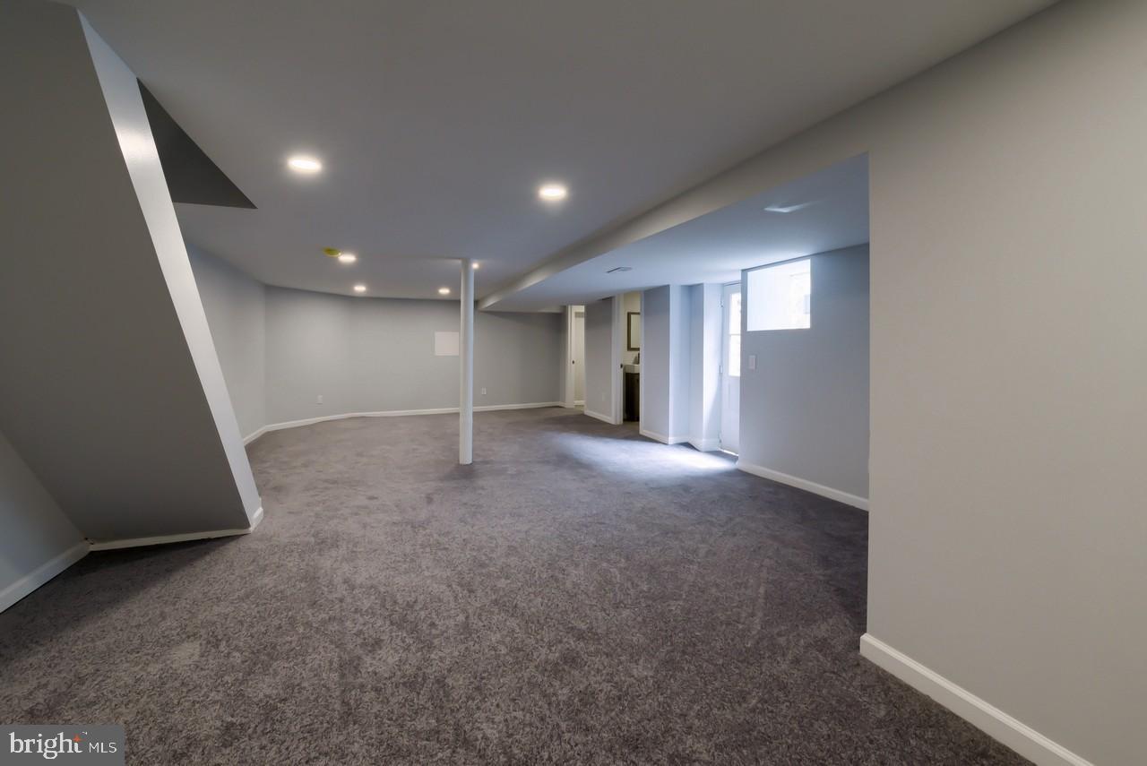 6932 Cresheim Road Philadelphia, PA 19119 - Photo 33 of 36 Gallery Image 33