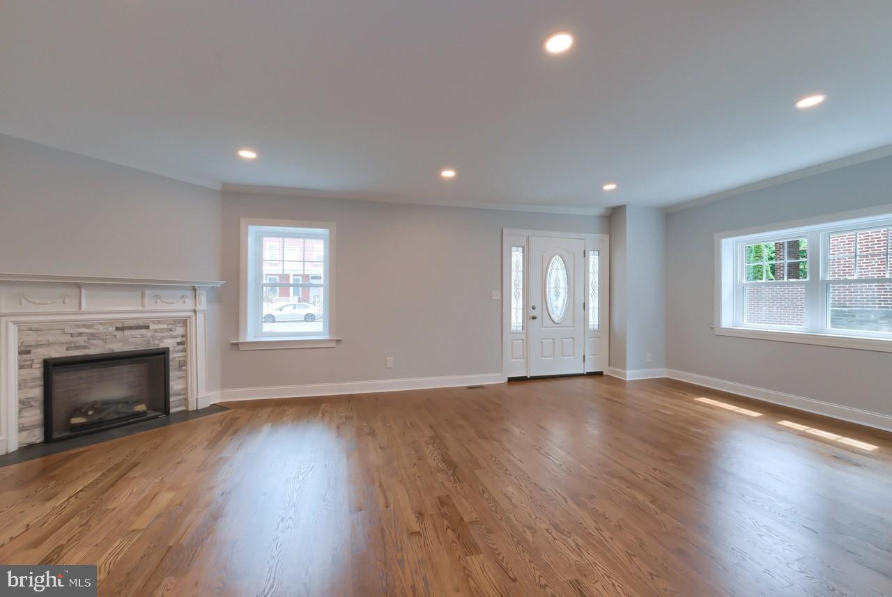 6932 Cresheim Road Philadelphia, PA 19119 - Photo 5 of 36 Gallery Image 5