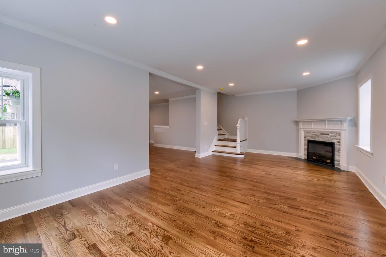 6932 Cresheim Road Philadelphia, PA 19119 - Photo 6 of 36 Gallery Image 6