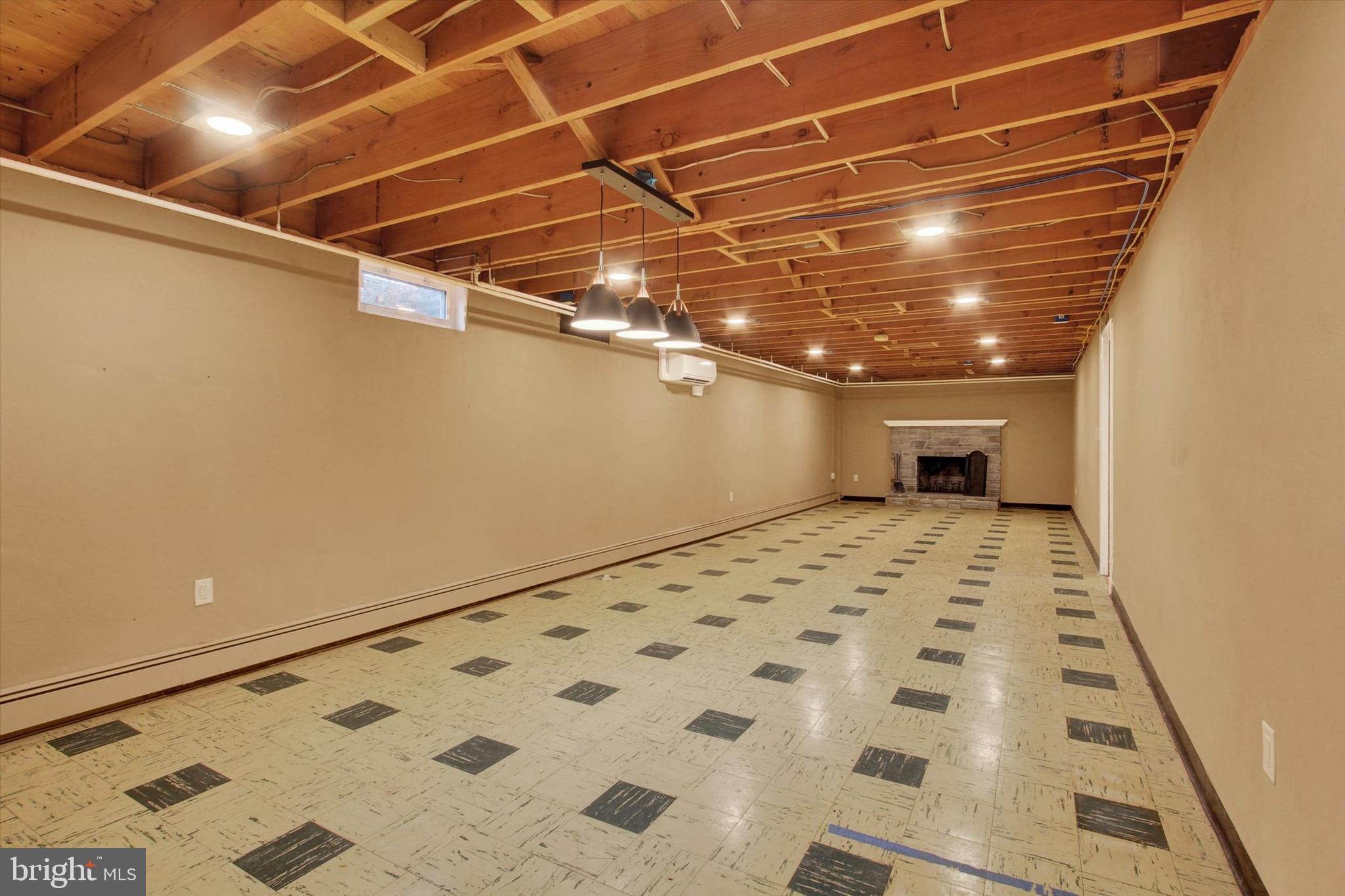 200 Sunset Avenue Hanover, PA 17331 - Photo 18 of 28 a view of a hallway