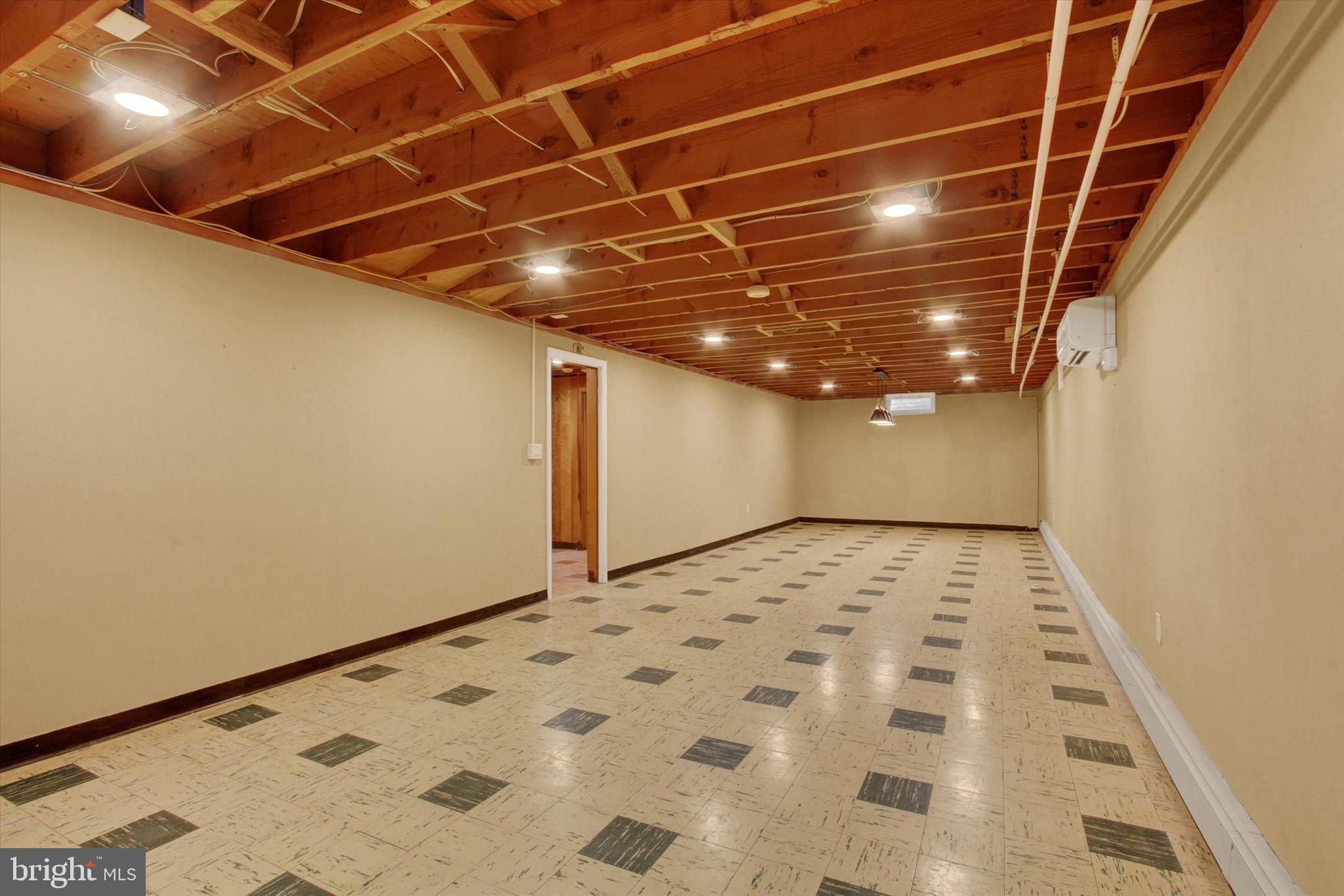 200 Sunset Avenue Hanover, PA 17331 - Photo 19 of 28 a view of a hallway