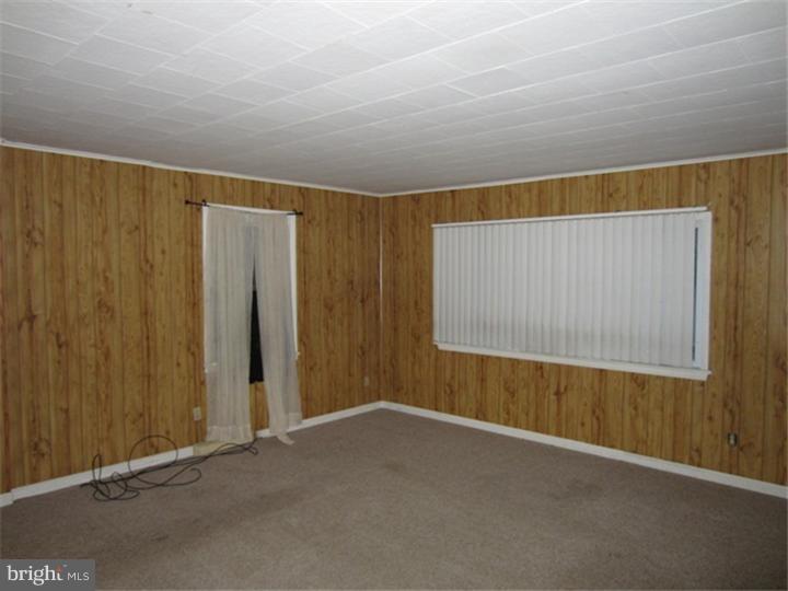 2176 Ridge Road Bangor, PA 18013 - Photo 11 of 24 Gallery Image 11