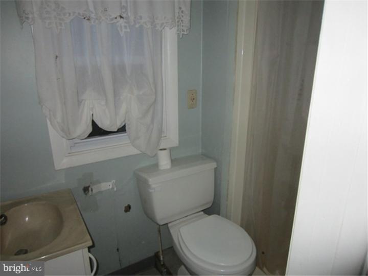 2176 Ridge Road Bangor, PA 18013 - Photo 16 of 24 Gallery Image 16