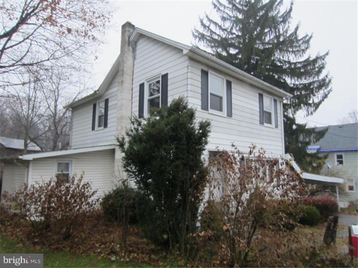 2176 Ridge Road Bangor, PA 18013 - Photo 4 of 24 Gallery Image 4