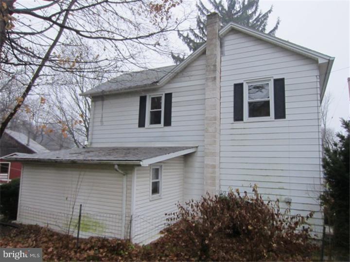 2176 Ridge Road Bangor, PA 18013 - Photo 6 of 24 Gallery Image 6