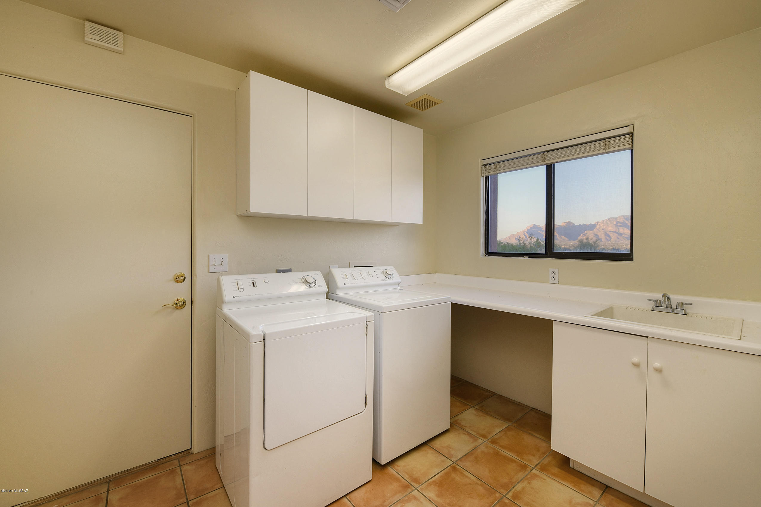 3553 North Grannen Road Tucson, AZ 85745 - Photo 19 of 40