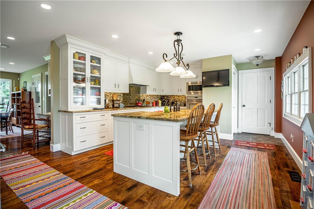 1361 Valley Road New Castle, PA 16105 - Photo 7 of 25