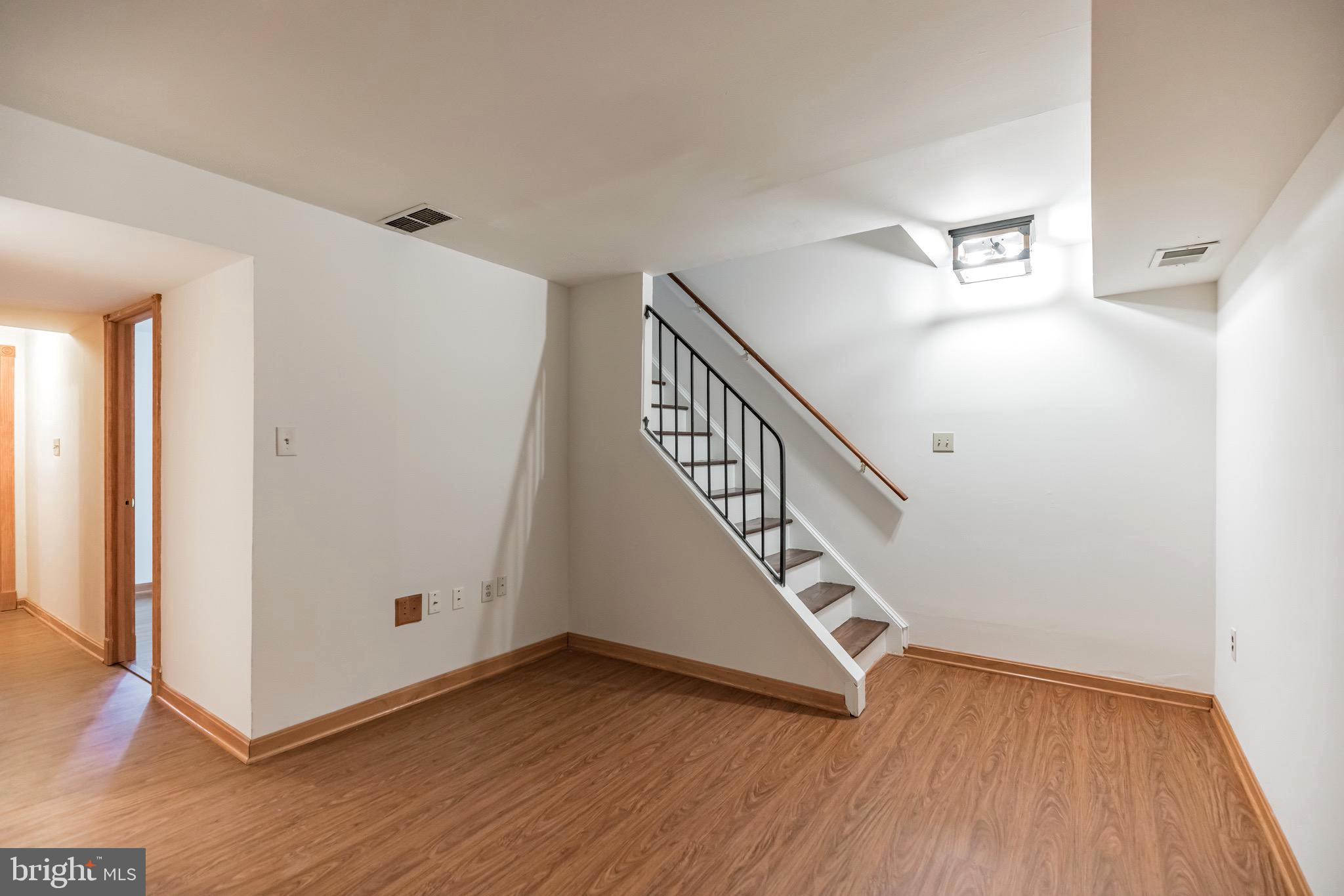 8048 Sandy Spring Road Laurel, MD 20707 - Photo 16 of 26 Gallery Image 16