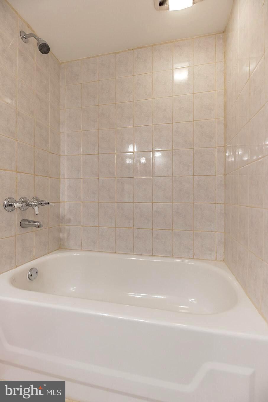 8048 Sandy Spring Road Laurel, MD 20707 - Photo 19 of 26 Gallery Image 19