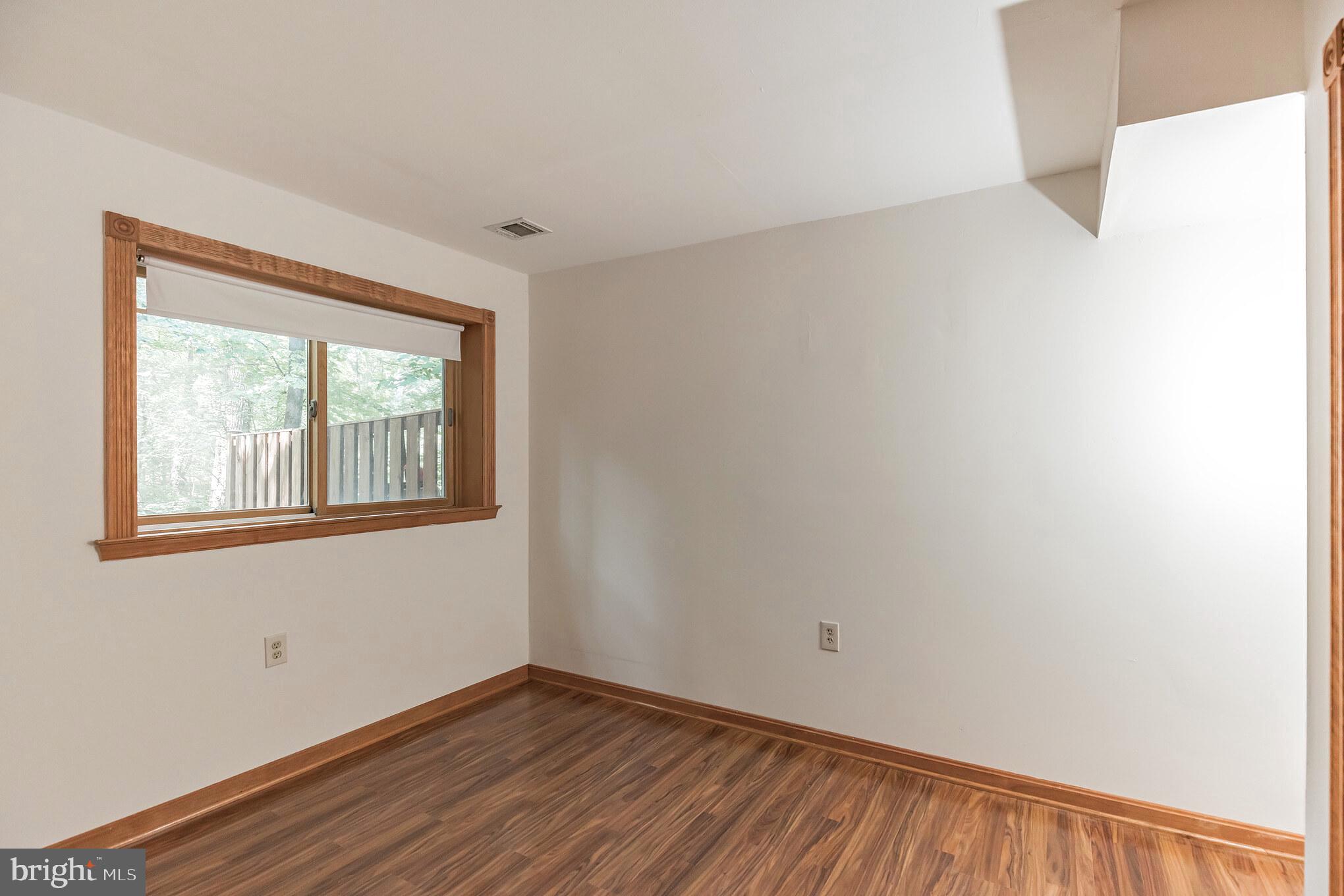 8048 Sandy Spring Road Laurel, MD 20707 - Photo 20 of 26 Gallery Image 20