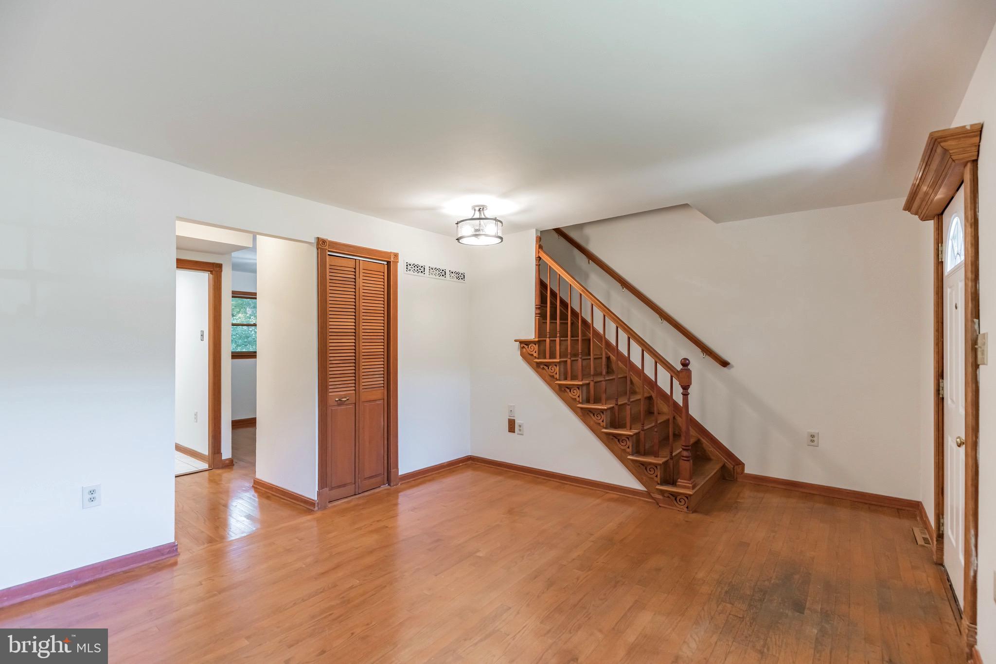 8048 Sandy Spring Road Laurel, MD 20707 - Photo 3 of 26 Gallery Image 3