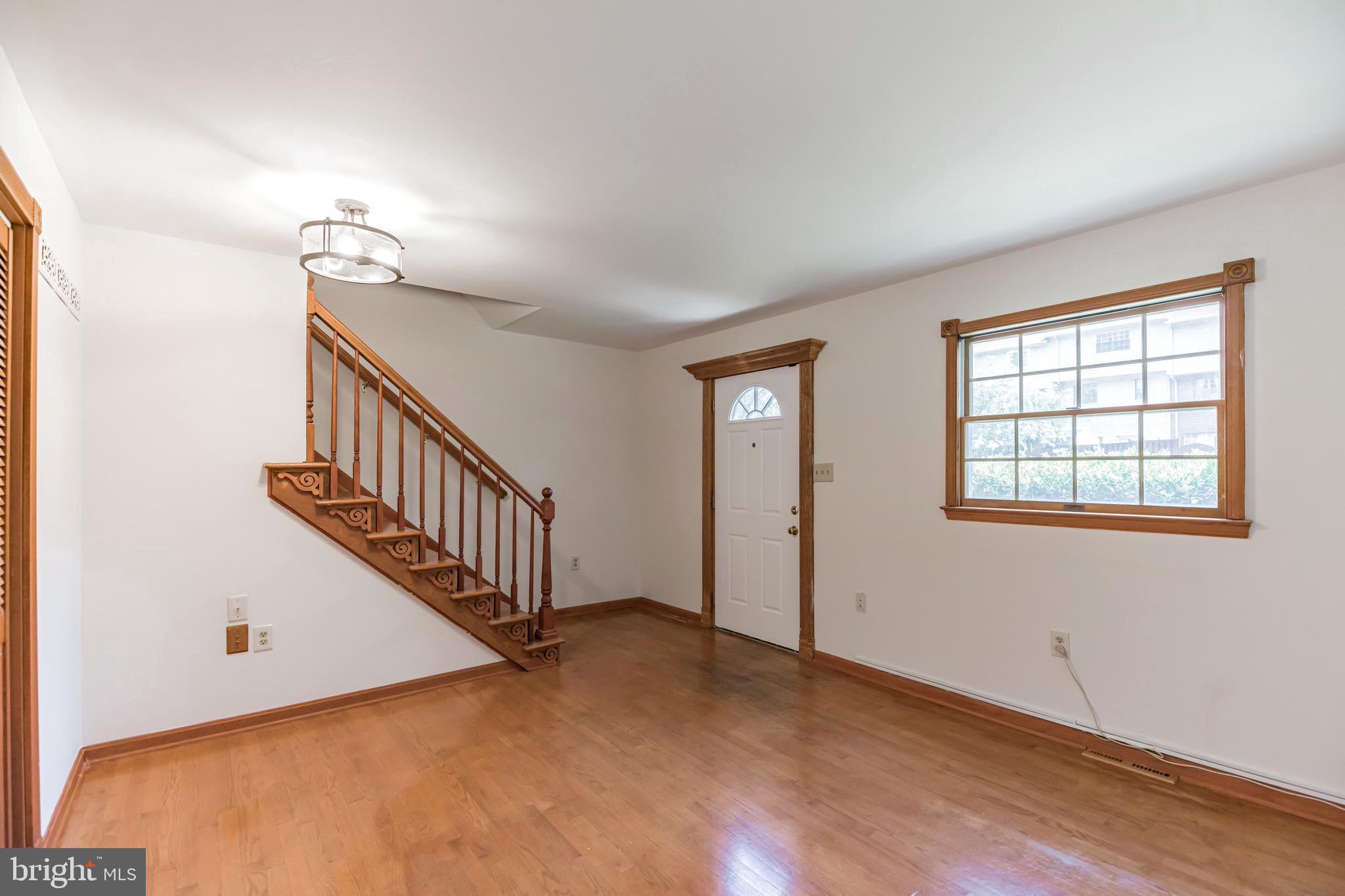 8048 Sandy Spring Road Laurel, MD 20707 - Photo 4 of 26 Gallery Image 4