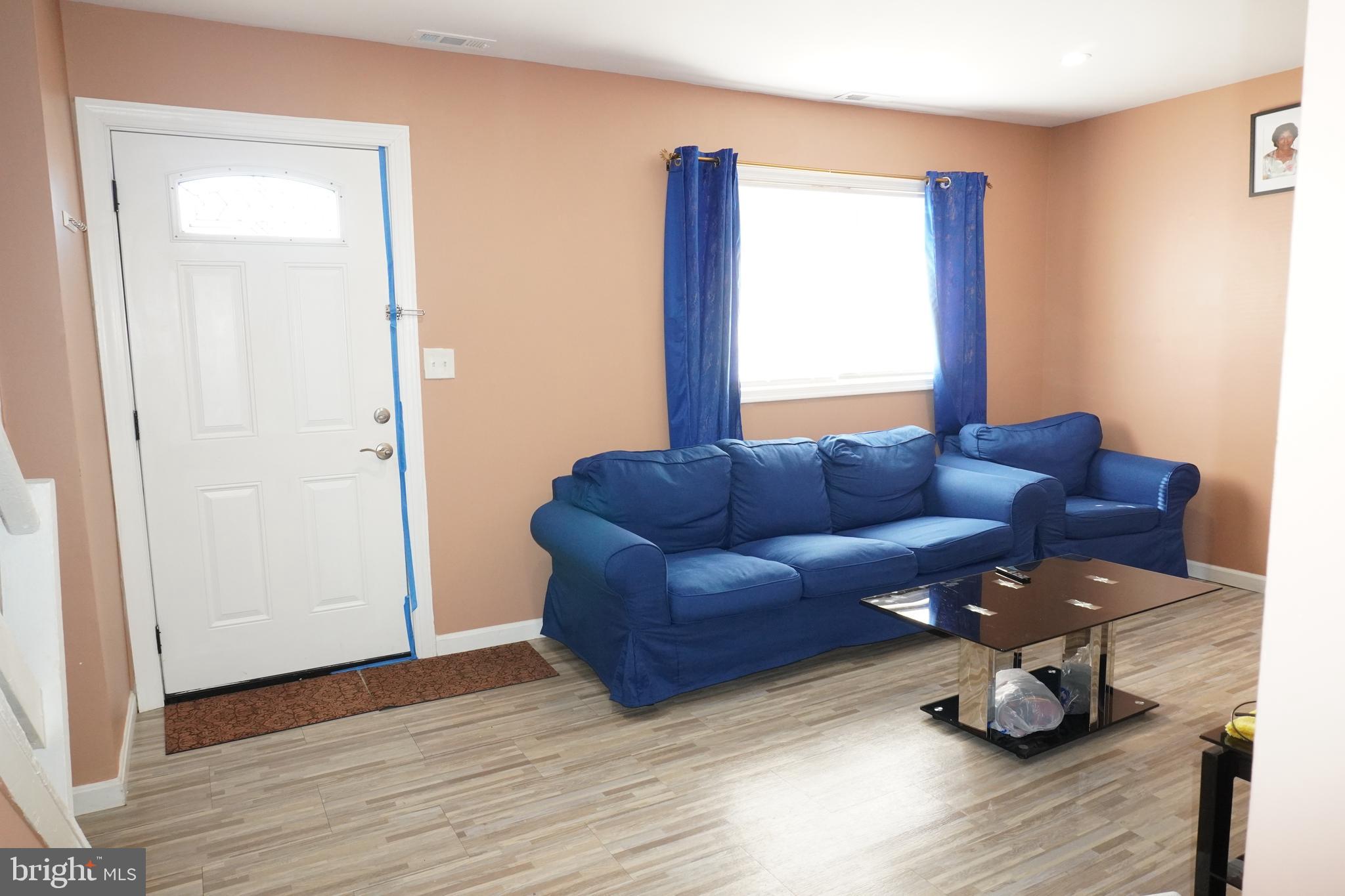 929 Anvil Road Fredericksburg, VA 22405 - Photo 2 of 19 Living Room