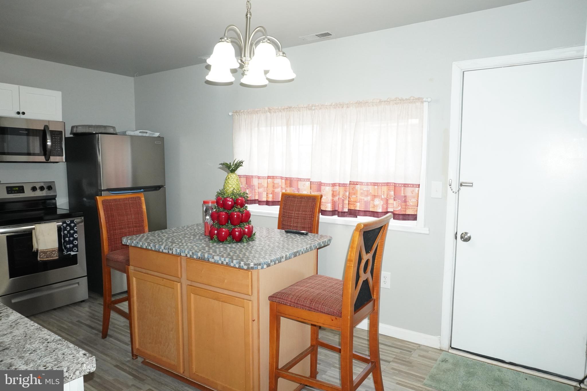 929 Anvil Road Fredericksburg, VA 22405 - Photo 8 of 19 Kitchen