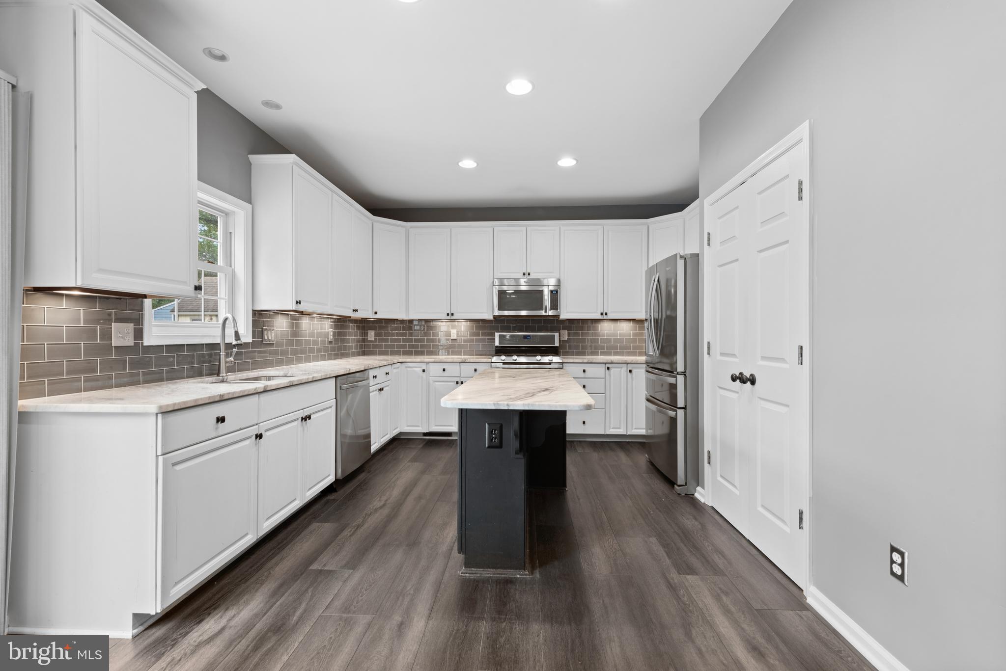 6456 Julie Ann Drive Hanover, MD 21076 - Photo 3 of 38 Updated Kitchen