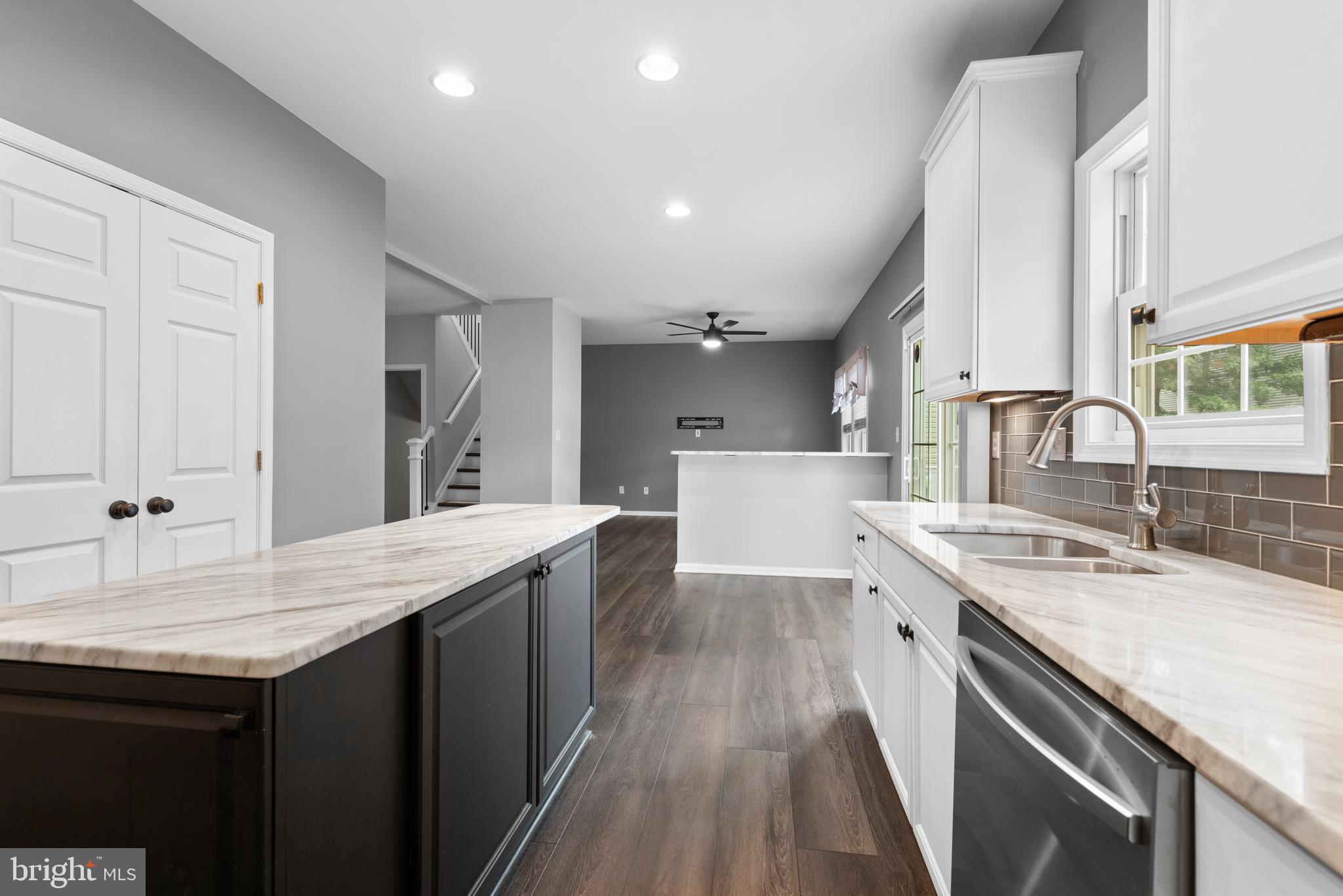 6456 Julie Ann Drive Hanover, MD 21076 - Photo 6 of 38 Updated Kitchen