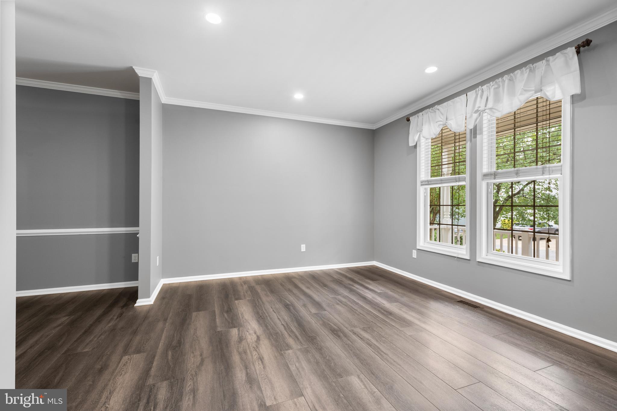 6456 Julie Ann Drive Hanover, MD 21076 - Photo 7 of 38 Living Room